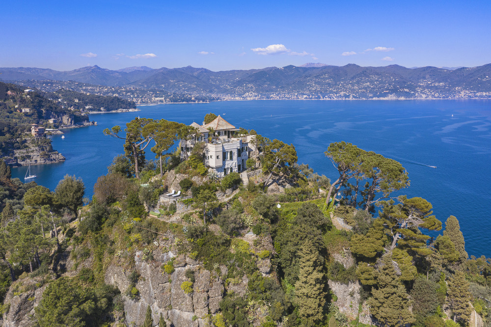 Majestic castle in Portofino
