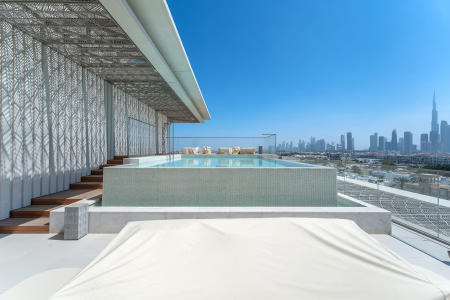 Ултра луксозен дуплекс апартамент със собствен плувен басейн в Дубай